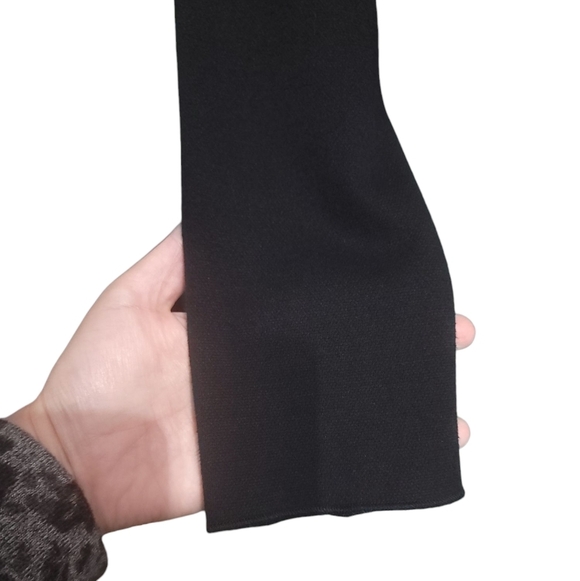 Vince Women’s Black Draped Twist Neck Long Sleeve Top Open Back Modern L - Picture 4 of 8